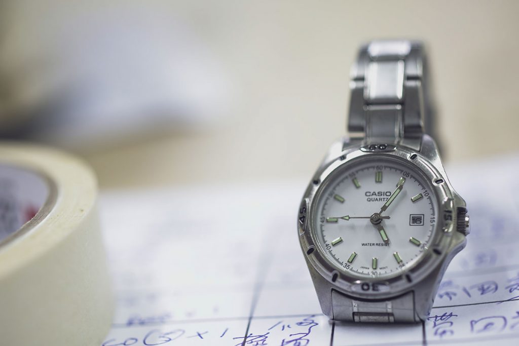 舊手錶標誌了某段青春回憶，是其價值所在。